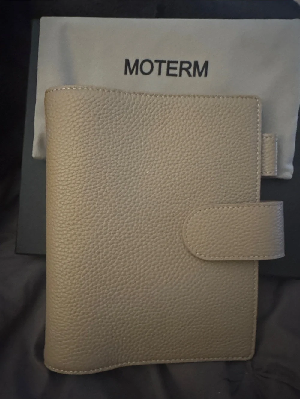 MOTERM Cream Leather Planner Notebook with Snap Closure